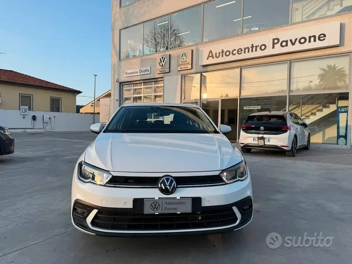 Używany VW Polo Life 95 KM (69 kW) 2024 Biały Hatchback