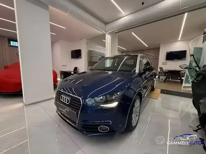 Usata Audi A1 125 CV (91 kW) 2011 Blu Utilitaria