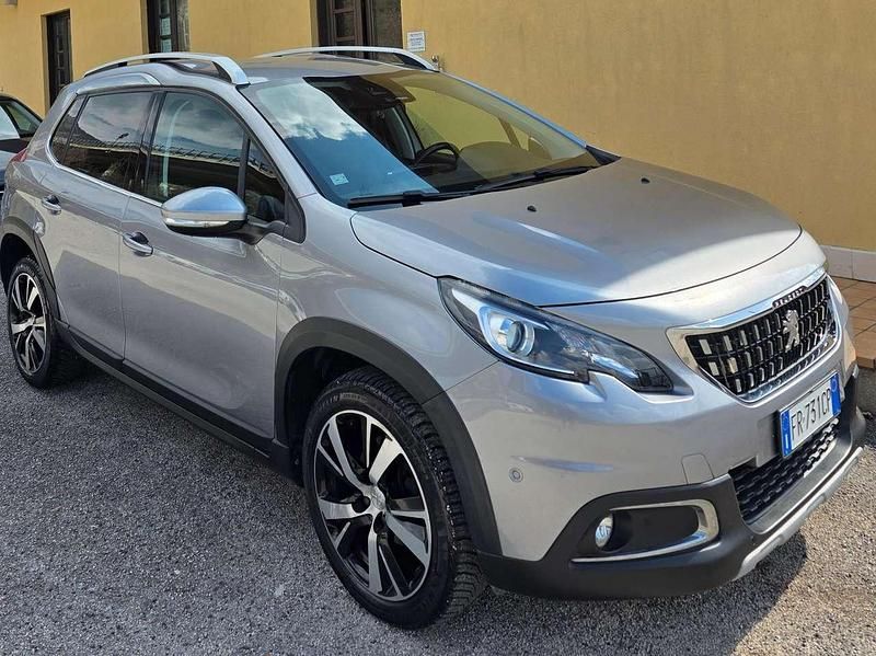 Usata Peugeot 2008 Allure 102 CV (75 kW) 2018 Grigio SUV