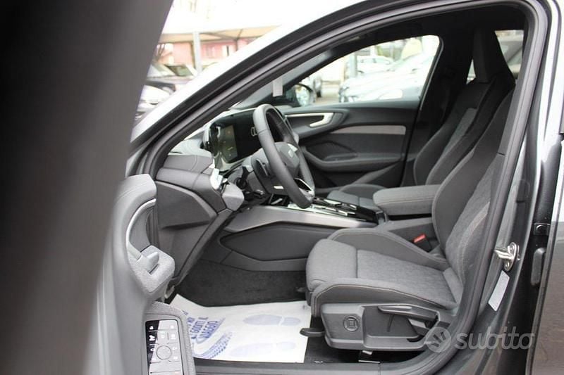 Usata Audi A5 Ambiente 204 CV (150 kW) 2025 Grigio Station wagon