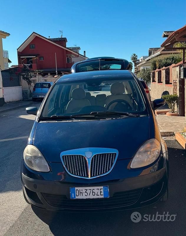 Usata Lancia Musa 90 CV (66 kW) 2007 Monovolume