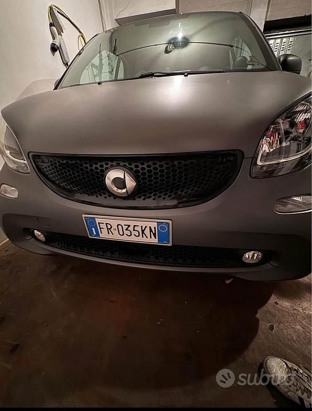Usata Smart ForTwo Coupé 71 CV (52 kW) 2018 Utilitaria