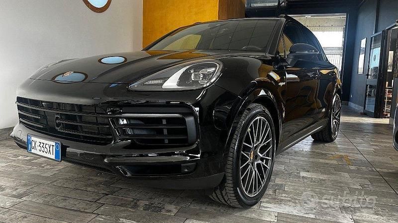 Usata Porsche Cayenne 462 CV (339 kW) 2020 Nero SUV