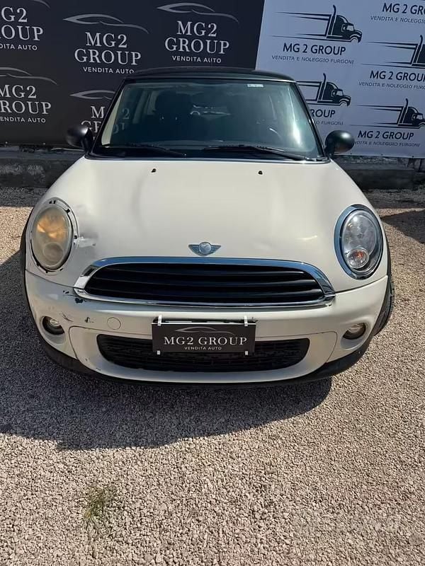 Usata Mini ONE 75 CV (55 kW) 2011 Bianco Utilitaria