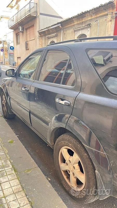 Usata Kia Sorento 2007 Nero SUV