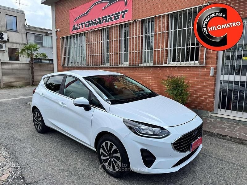 Bianco Usata 2024 Ford Fiesta Titanium Utilitaria | 14.990 € (Buon prezzo) - Immagine 1/3