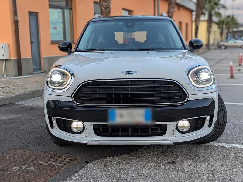 Usata Mini Cooper D Countryman Business 150 CV (110 kW) 2018 Bianco SUV
