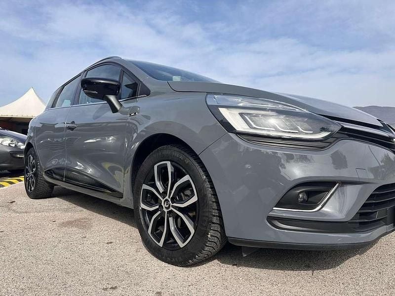 Usata Renault Clio GrandTour Luxe 88 CV (64 kW) 2019 Nero Station wagon