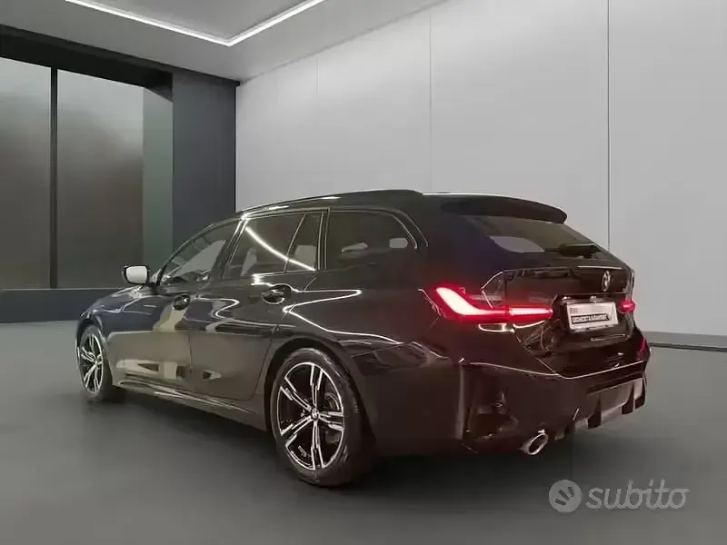 Usata BMW 318 M Sport 156 CV (114 kW) 2025 Nero Station wagon