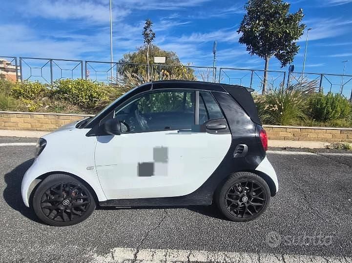 Usata Smart ForTwo Cabrio 2018 Bianco Cabrio