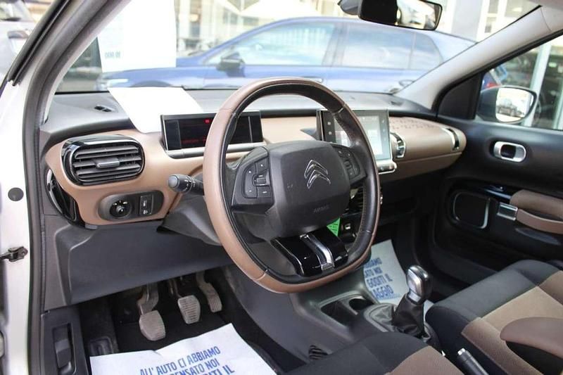 Usata Citroën C4 Shine 99 CV (72 kW) 2017 Argento SUV