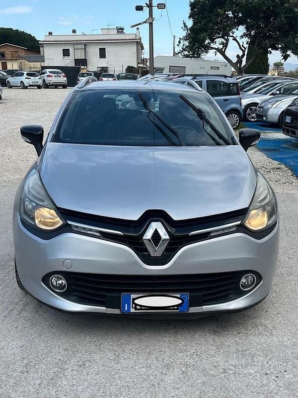 Usata Renault Clio GrandTour 90 CV (66 kW) 2014 Grigio Station wagon