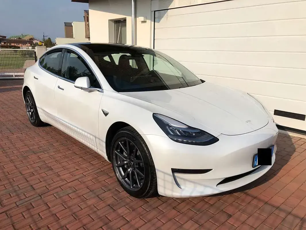 Usata Tesla Model 3 152 kW (208 CV) 2020 Bianco Berlina