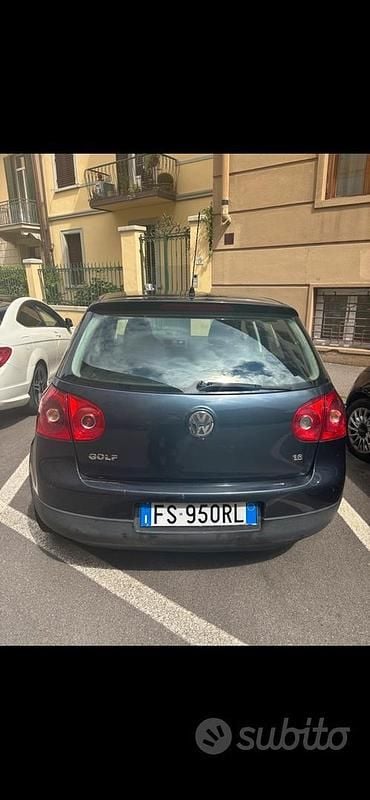 Usata VW Golf V 115 CV (84 kW) 2007 Blu Berlina