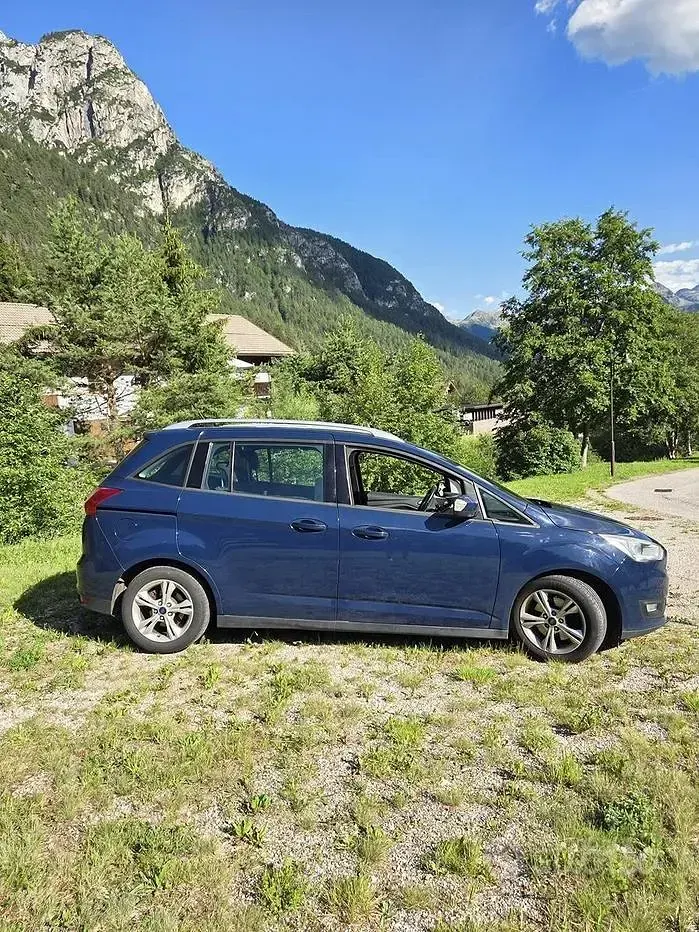Usata Ford Grand C-Max 120 CV (88 kW) 2015 Bluazzurro Monovolume