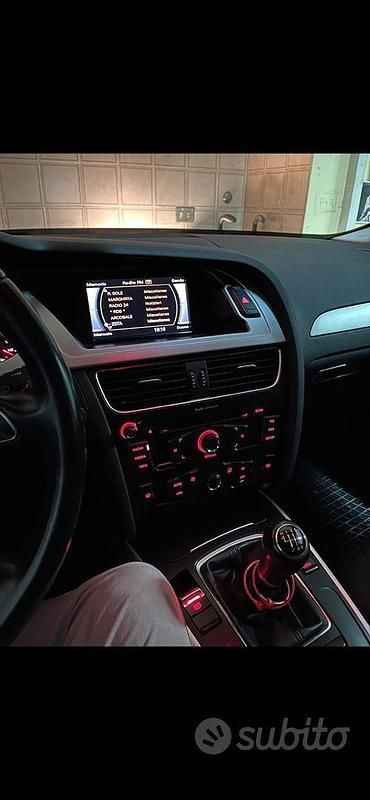 Usata Audi A4 143 CV (105 kW) 2011 Nero Station wagon