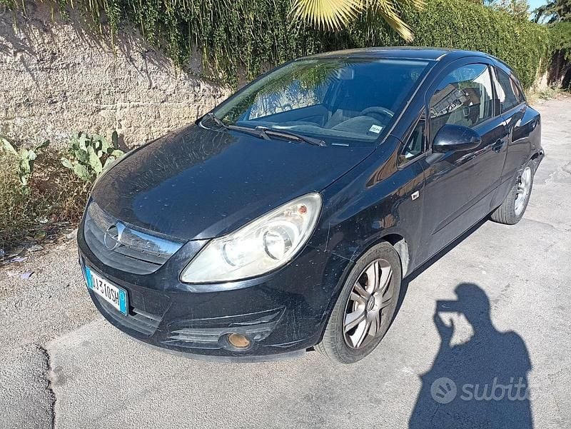 Usata Opel Corsa 2007 Nero Utilitaria