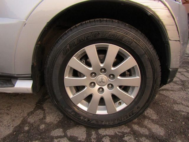 Usata Mitsubishi Pajero Instyle 170 CV (125 kW) 2007 Argento SUV