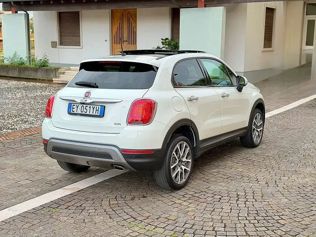 Usata Fiat 500 Cross Plus 140 CV (102 kW) 2015 Bianco Station wagon