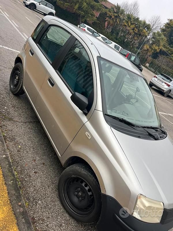 Usata Fiat Panda 2005 Grigio Utilitaria
