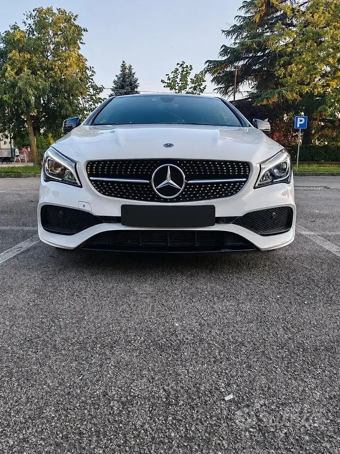Usata Mercedes CLA180 Premium 109 CV (80 kW) 2018 Bianco Coupé