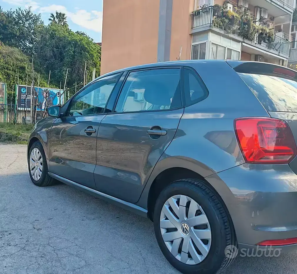 Usata VW Polo 75 CV (55 kW) 2014 Grigio Berlina