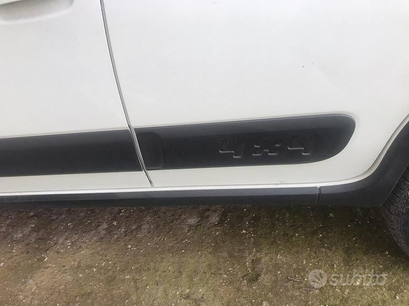 Usata Fiat Panda 4x4 95 CV (69 kW) 2013 Bianco Utilitaria