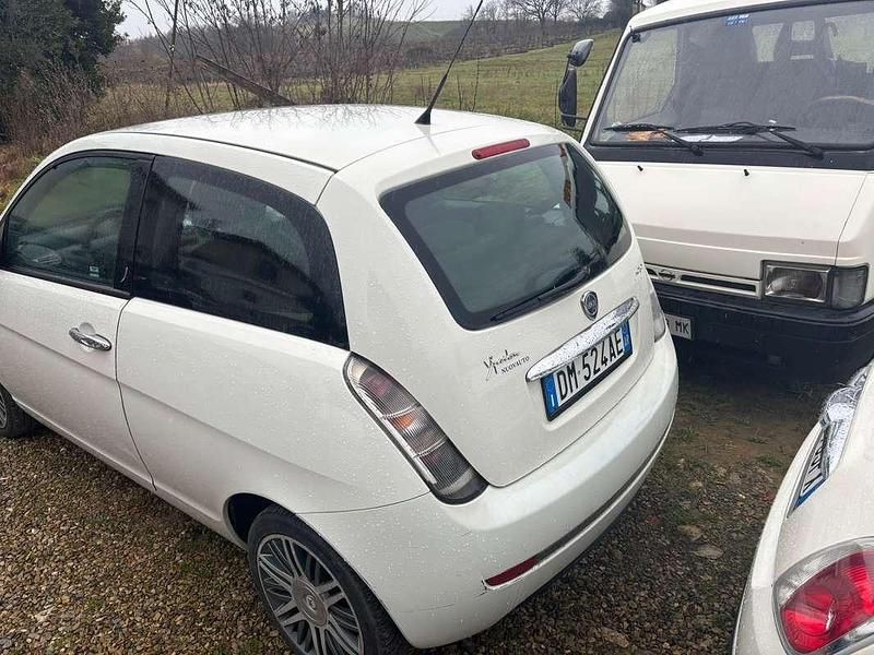 Usata Lancia Ypsilon 75 CV (55 kW) 2007 Utilitaria