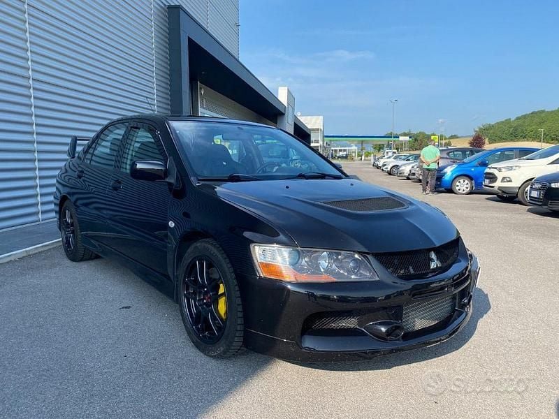 Usata Mitsubishi Lancer 280 CV (205 kW) 2006 Nero pastello Berlina