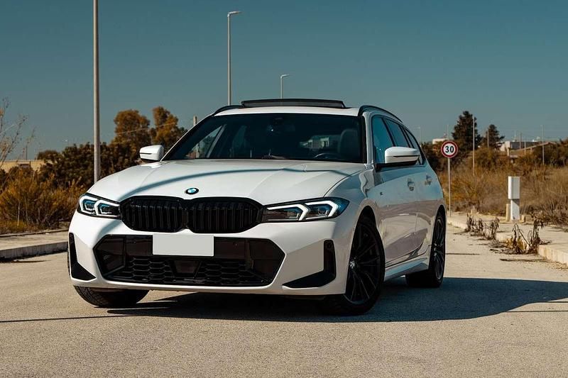 Usata BMW 320 M Sport 190 CV (139 kW) 2023 Bianco Station wagon