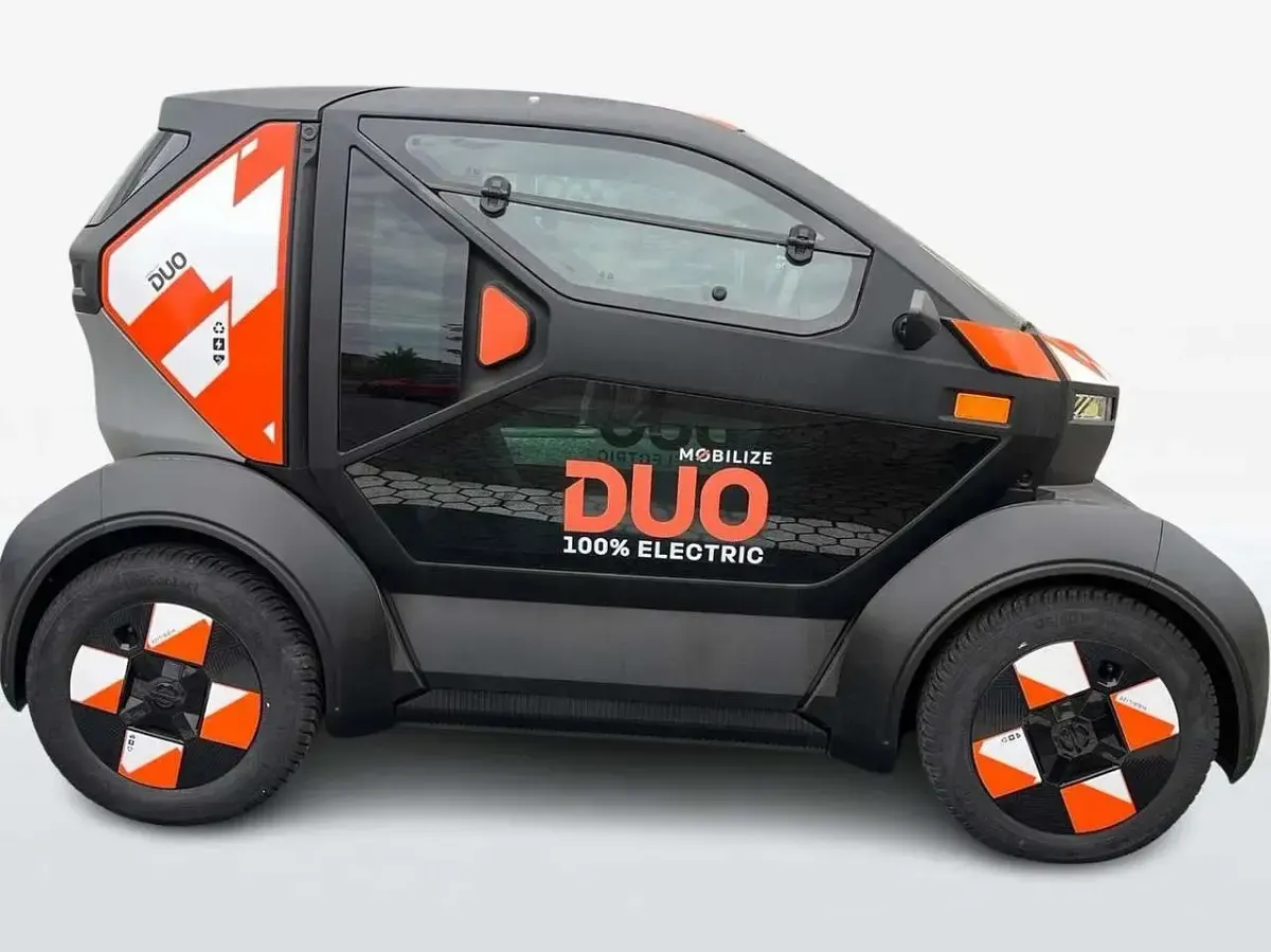Nuova Mobilize Duo 2025 Arancione Utilitaria