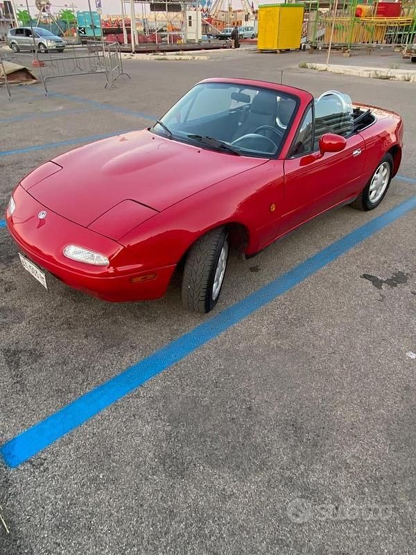 Usata Mazda MX5 116 CV (85 kW) 1991 Rosso Cabrio