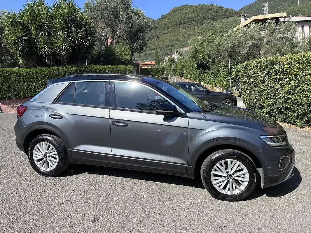 Usata VW T-Roc Life 116 CV (85 kW) 2023 SUV