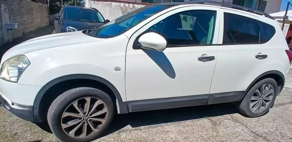 Usata Nissan Qashqai 115 CV (84 kW) 2010 Bianco SUV