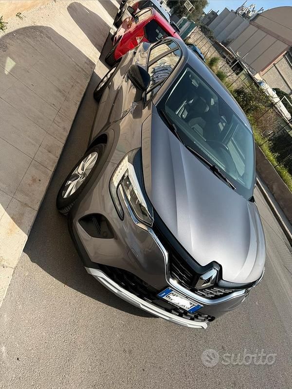 Usata Renault Captur 2022 Grigio SUV