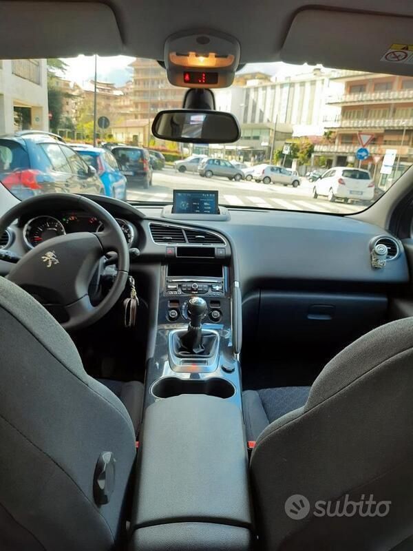 Usata Peugeot 3008 120 CV (88 kW) 2015 Grigio SUV