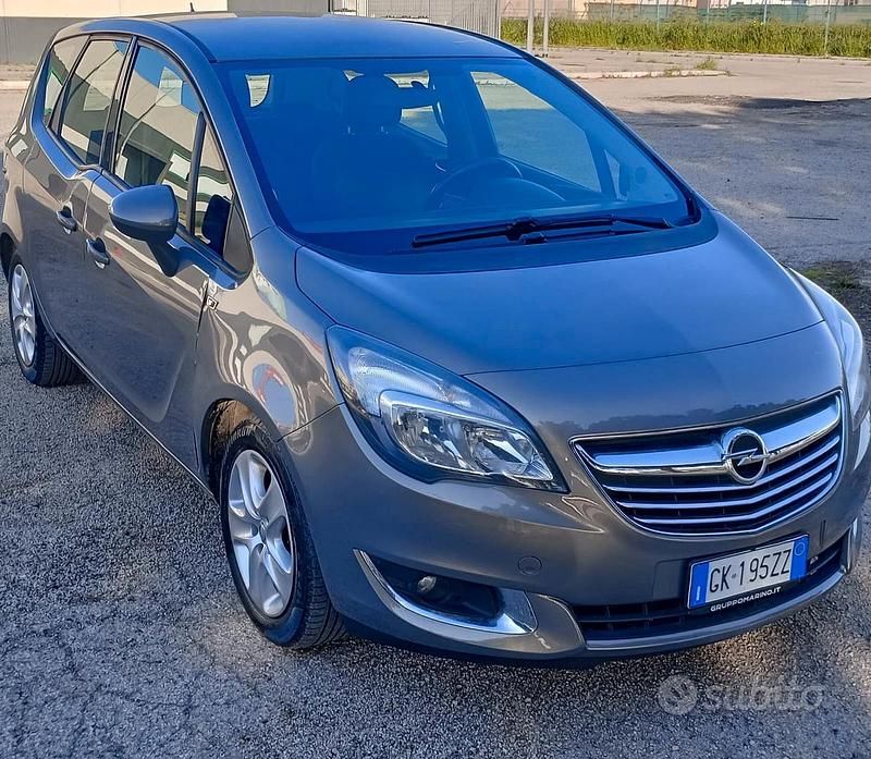 Usata Opel Meriva 120 CV (88 kW) 2016 Grigio Monovolume