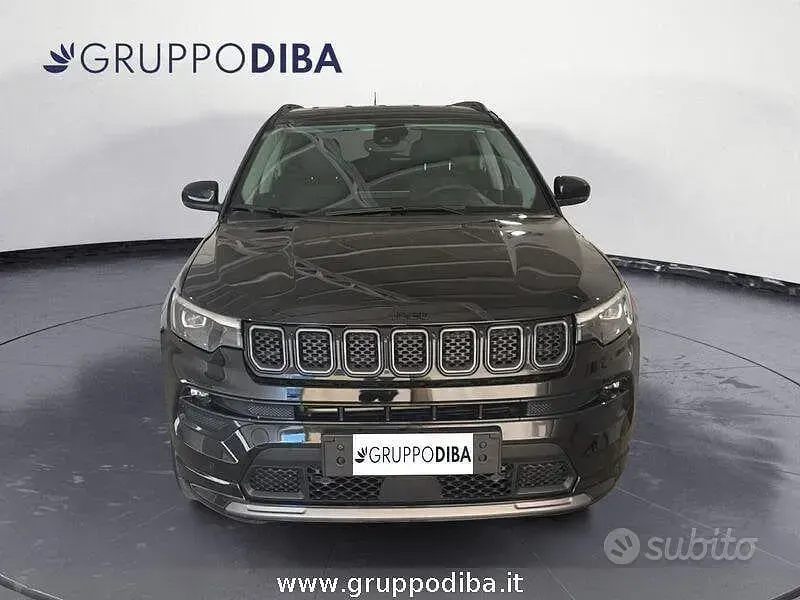 Käytetty Jeep Compass Summit 131 HP (96 kW) 2025 Musta Katumaasturi