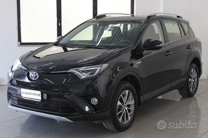Usata Toyota RAV4 Hybrid Business Edition 145 CV (106 kW) 2017 Blu SUV