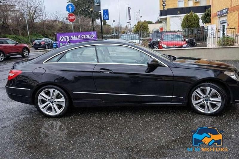 Usata Mercedes E250 Avantgarde 204 CV (150 kW) 2009 Other Coupé