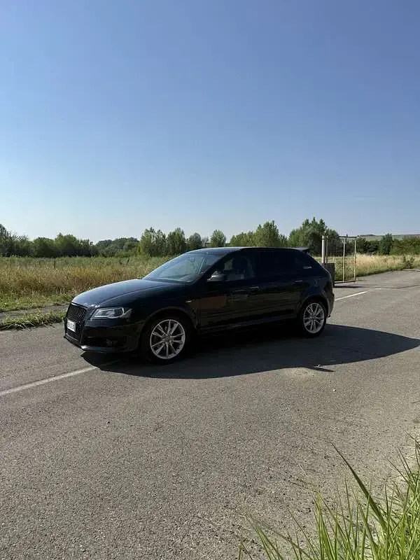 Usata Audi A3 Sportback Attraction 105 CV (77 kW) 2011 Utilitaria