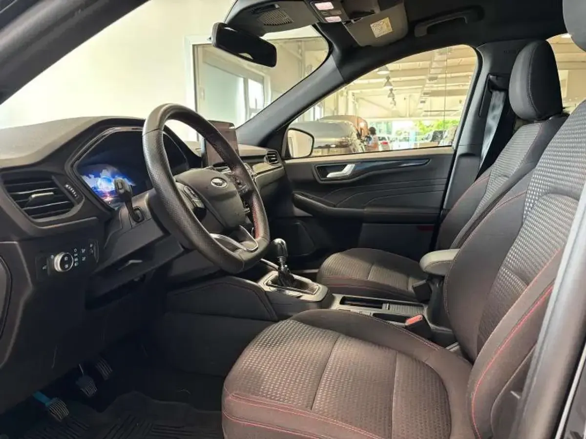 Usata Ford Kuga ST-Line 150 CV (110 kW) 2023 Nero SUV