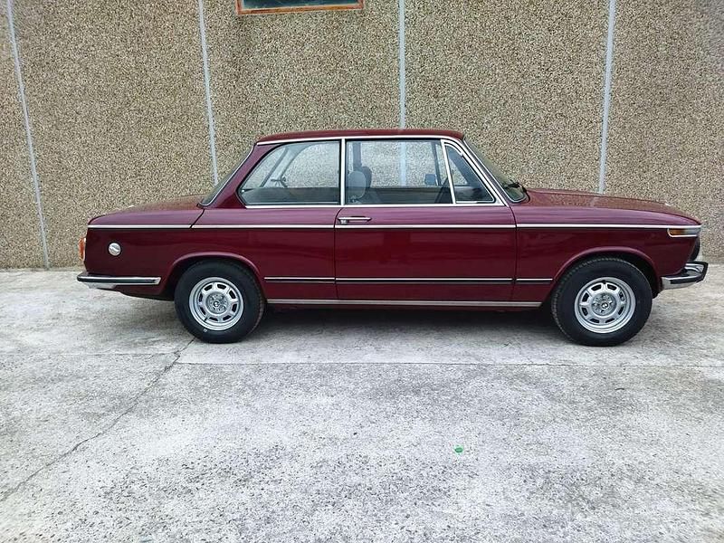 Usata BMW 2002 99 CV (72 kW) 1973 Rosso Berlina