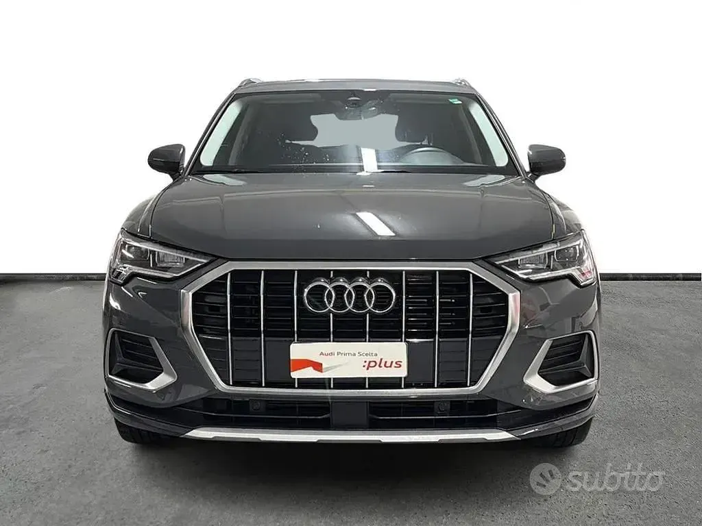 Usata Audi Q3 Business 150 CV (110 kW) 2025 Grigio SUV