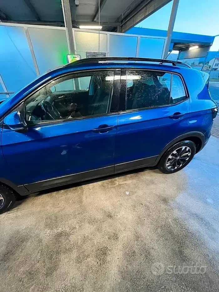 Usata VW T-Cross 110 CV (80 kW) 2021 Bluazzurro SUV
