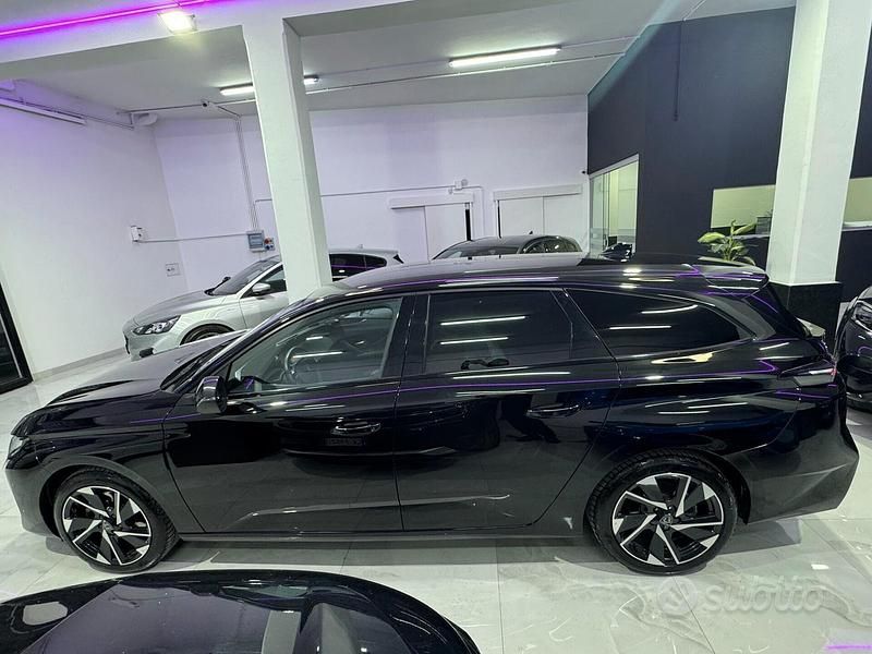 Occasion Peugeot 308 Allure 131 ch (96 kW) 2023 Noir Break