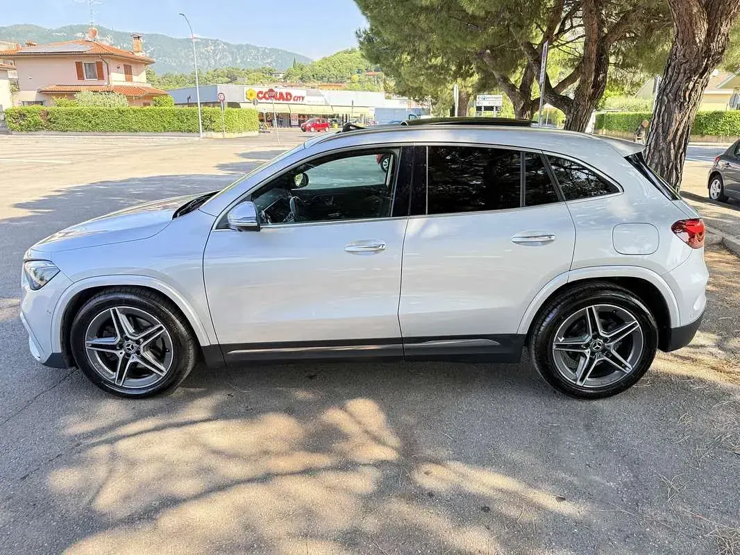 Usata Mercedes GLA200 AMG Line Premium 150 CV (110 kW) 2023 SUV