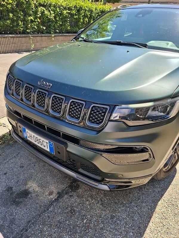 Usata Jeep Compass 150 CV (110 kW) 2021 Urban green tetto nero SUV
