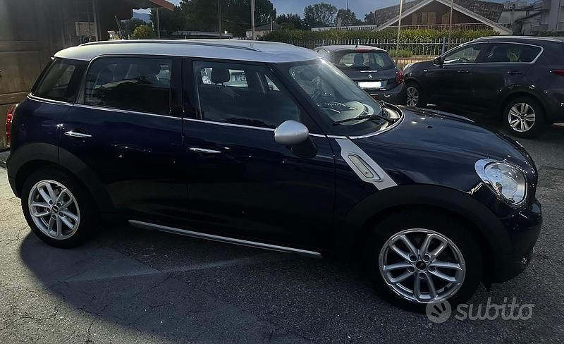 Usata Mini Cooper D Countryman Business 116 CV (85 kW) 2016 Marrone SUV