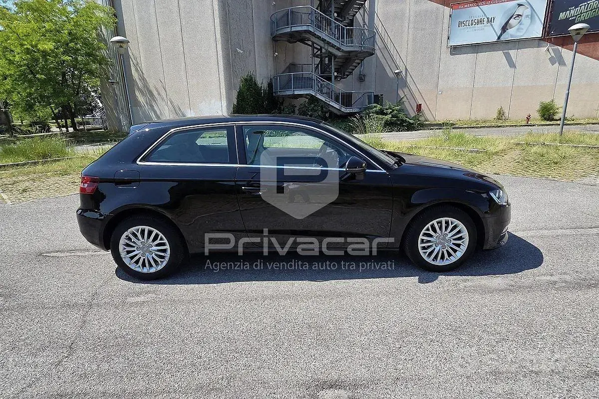 Usata Audi A3 Attraction 110 CV (80 kW) 2015 Nero Utilitaria